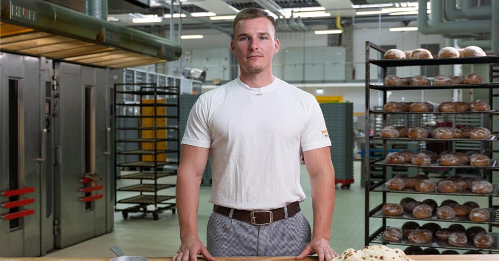 Bäckerauszubildener der Landbäckerei Schmidt in Königstein