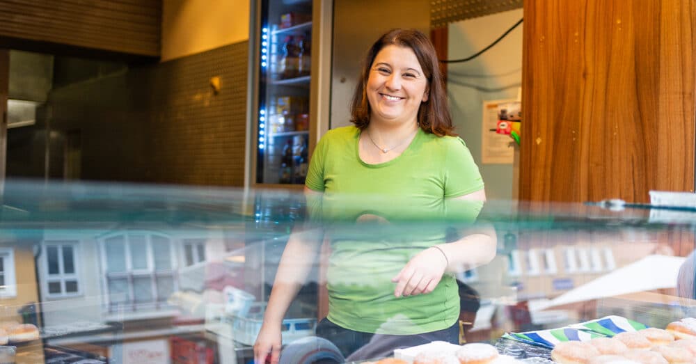 Verkäuferin der Bäckerei Walter in Aalen