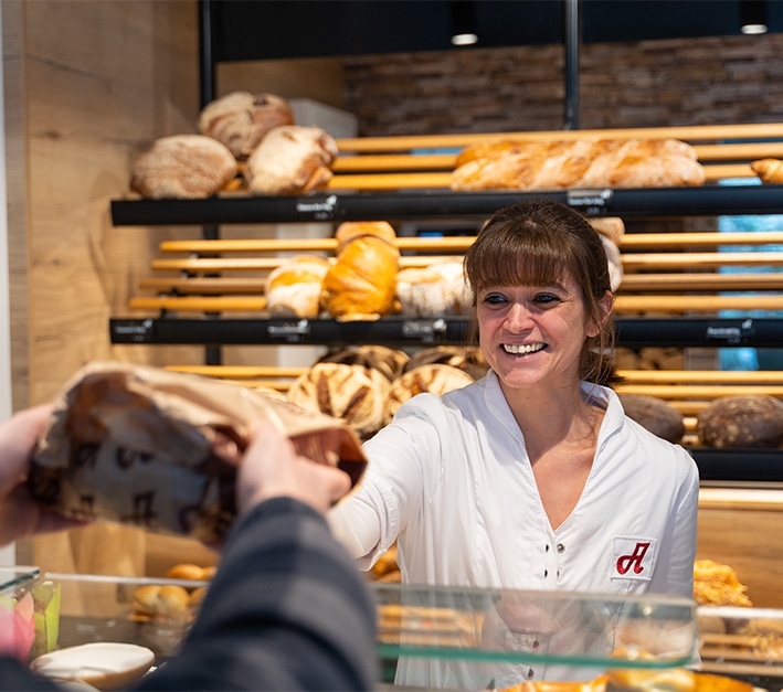Verkäuferin der Bäckerei Adolph's in Völklingen