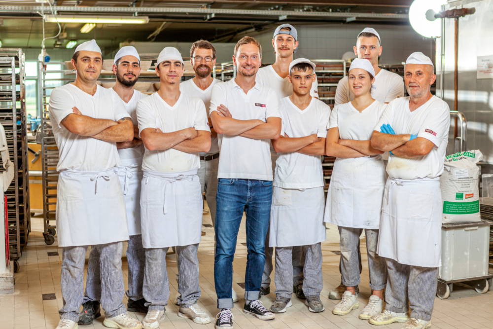 Das Backstuben-Team von FRITZ Mühlenbäckerei aus München in der Backstube