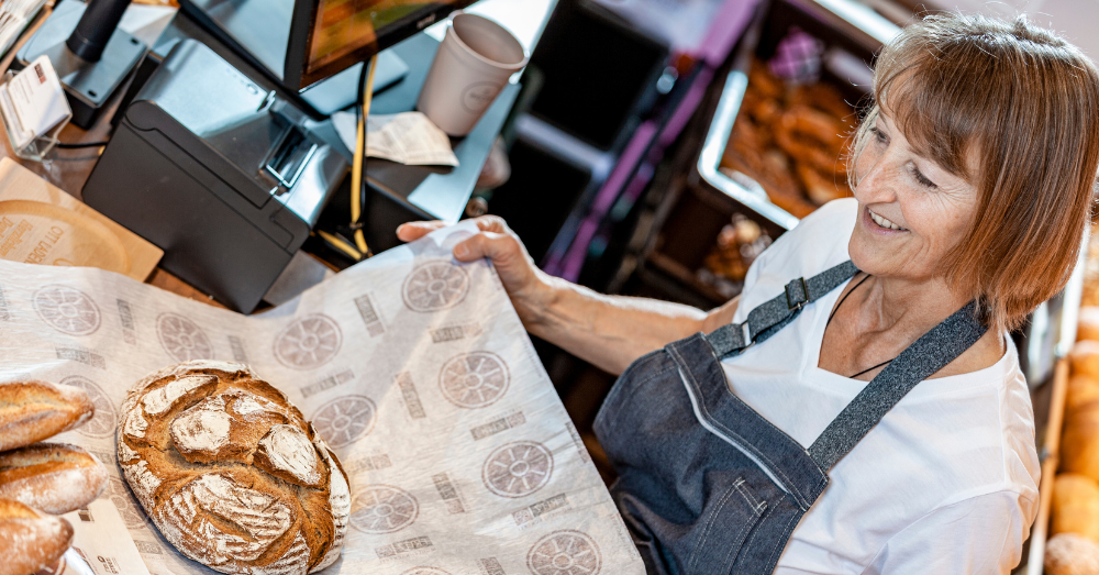 Verkäuferin bei Fritz Mühlenbäckerei in Aying