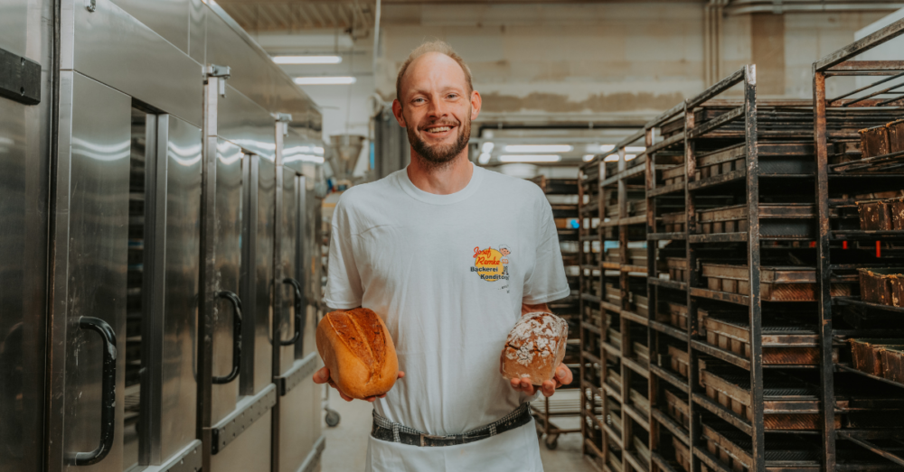 Bäcker bei der Bäckerei Remke