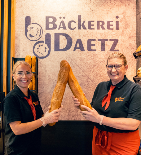 Verkäuferinnen bei der Bäckerei Daertz in Hechthausen