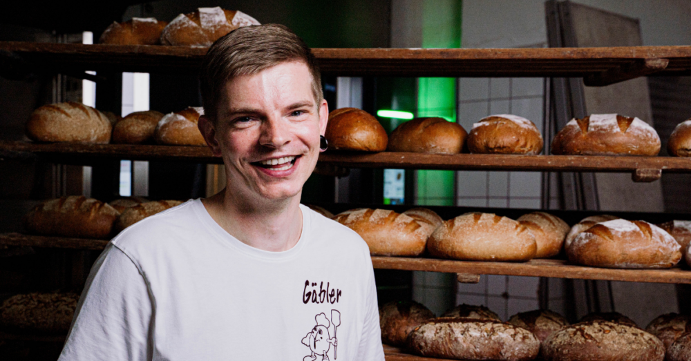 Bäcker bei der Bäckerei Gäbler