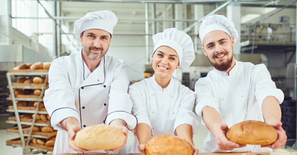 Bäckerteam bei der Bäckerei Linus Schmitt in Limbach (1200 x 628 px)