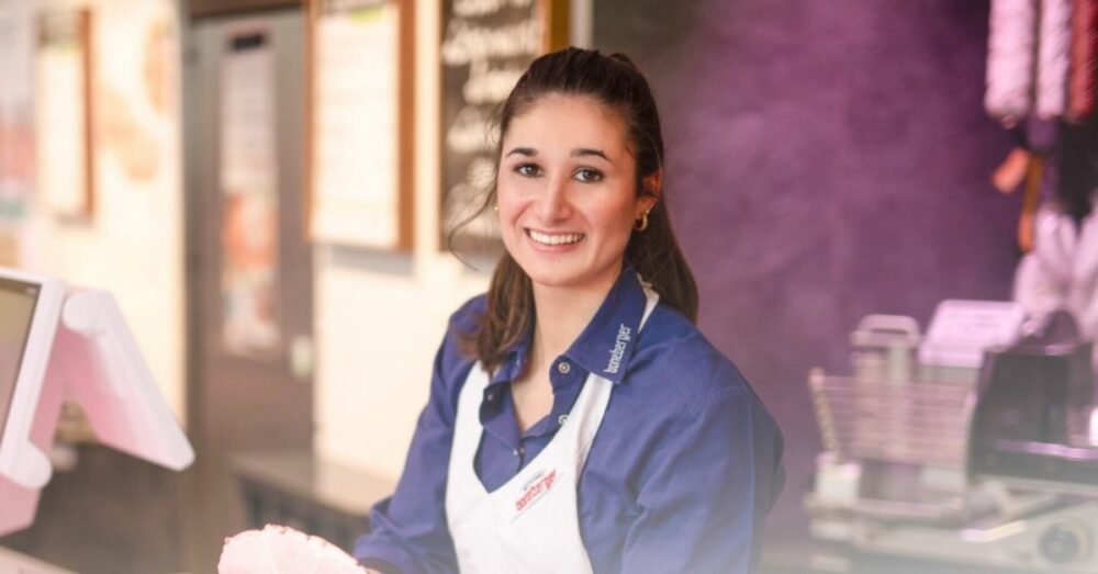 Verkäuferin bei der Metzgerei Boneberger in Schongau