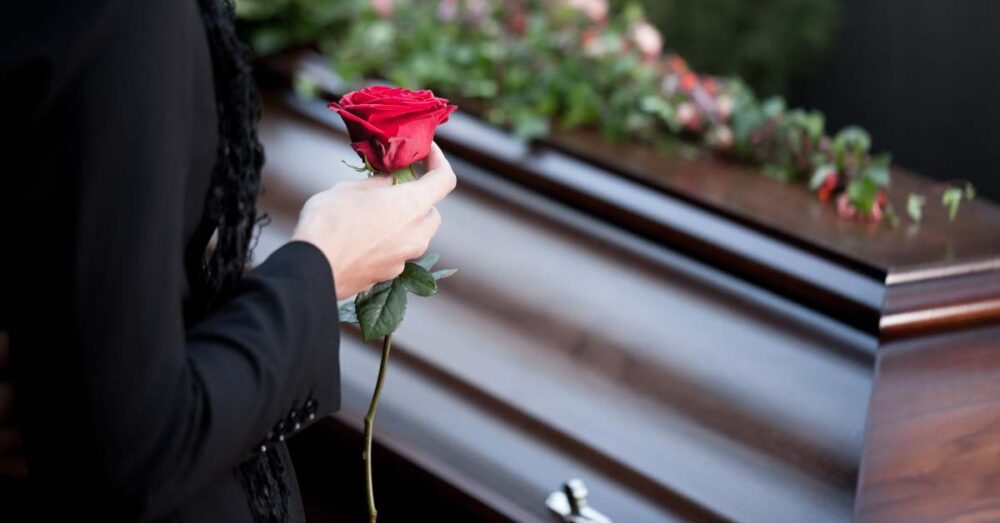 Ausbildung zur Bestattungsfachkraft – ein Beruf mit Sinn und Zukunft